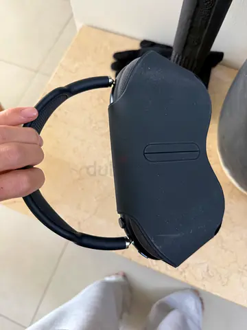 Headphone