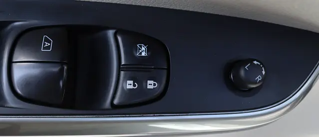 2023 Nissan XTERRA 照片 13