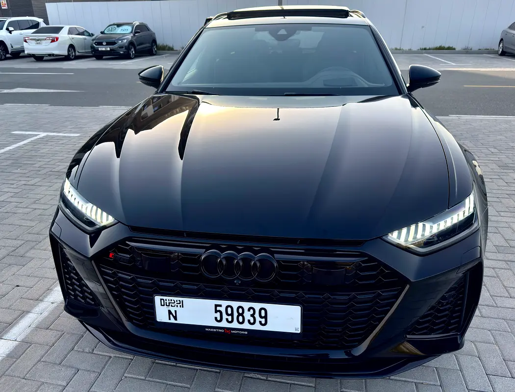Audi RS6 2023 — photo 1 of 9