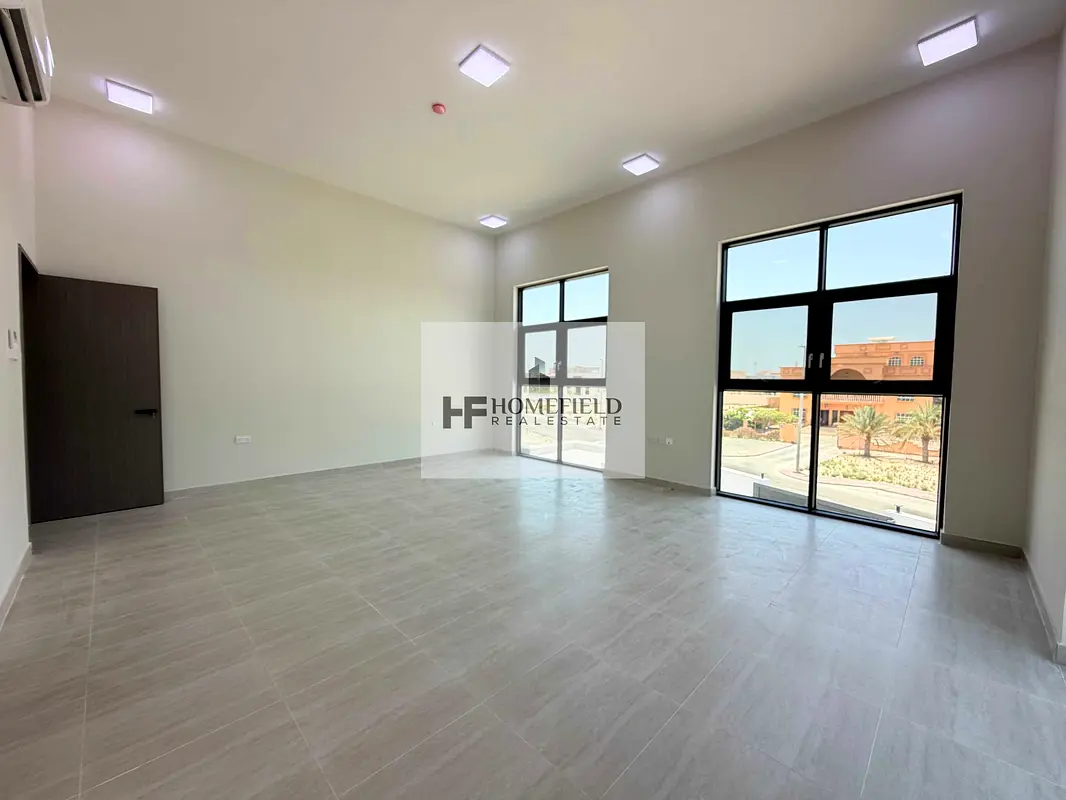 3500/month | Modern spacious studio | Sep.kitchen | Free WiFi | parking