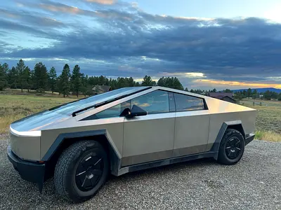 صورة 2 لـ 2024 Tesla CYBERTRUCK
