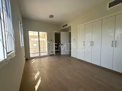 Fully Upgraded | Closed Kitchen | Close to park