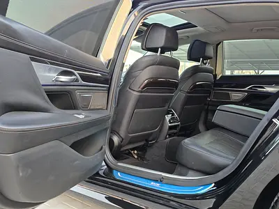 2019 BMW 7-SERIES 照片 9