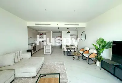 Vacant | Mid Floor | Community View