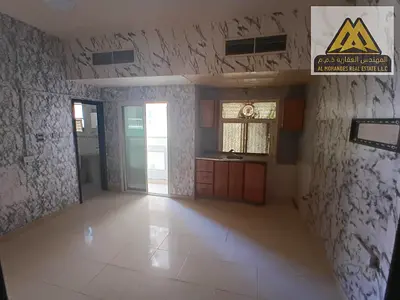 استوديو بمساحة كبيرة بلكونة تكييف مركزي صيانة على المالك تصميم عملي ومريح مناسب للسكن