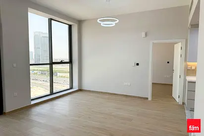 Vacant Brand New Home With Equipped Kitchen