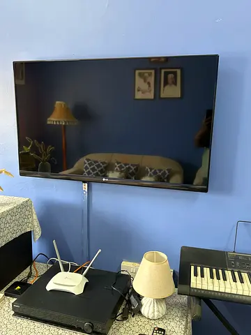LG LED TV 47 inch