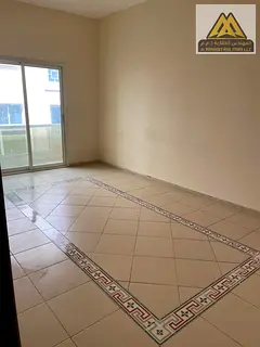 Excellent location | Excellent price | Vibrant area | Close to all amenities | Regular maintenance i