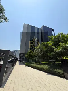 STUNNING 3 BEDROOMS APARTMENT | OPEN VIEW | SMART HOME SYSTEMS | STYLISH LAYOUT | MODERN DESIGNED |
