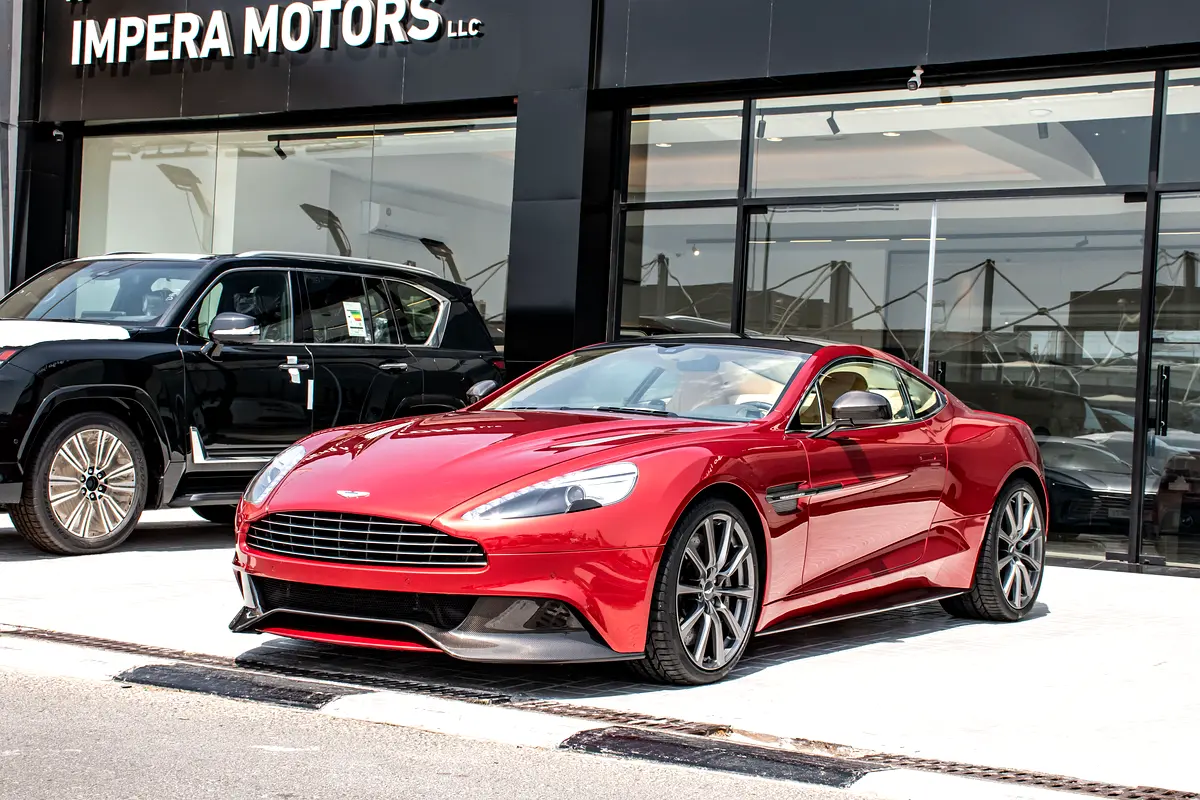 Aston Martin Vanquish 2014 — photo 1 of 20