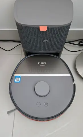 Philips HomeRun 5000 Series Vacuum and Mop Robot XU5100/11