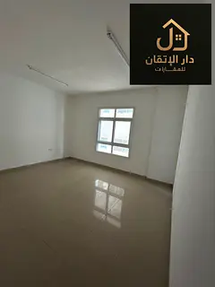 Golden opportunity for rent: 1 Bedroom &amp; Hall apartment in Al Majara Area, excellent location on