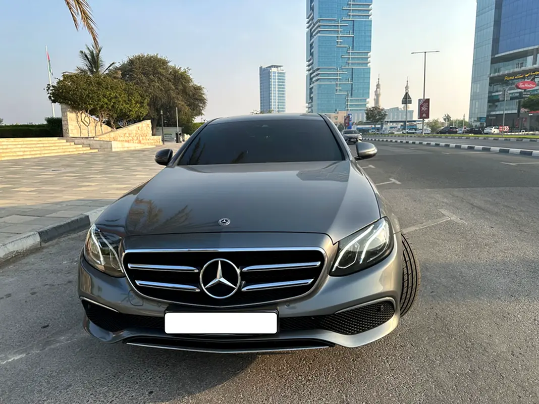 Mercedes-Benz E-Class 2020 — photo 1 of 6
