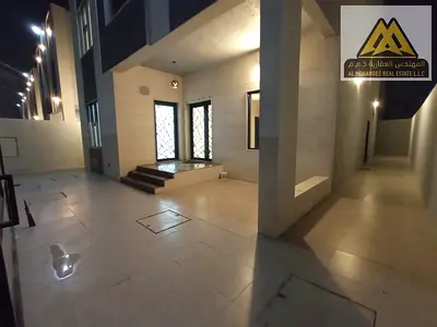 فرصة مميزة للإيجار السنوي في منطقة الياسمين بعجمان، فيلا بتصميم عصري ومساحات واسعة، مناسبة للعائلات الباحثة عن الراحة والخصوصية في موقع هادئ وقريب من