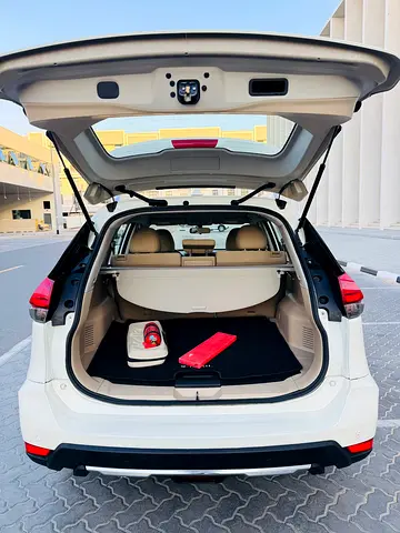 2020 Nissan X-TRAIL 照片 9