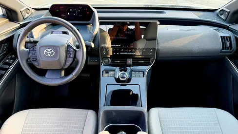 صورة 15 لـ 2024 Toyota BZ4X