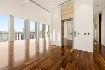 Signature penthouse |Skyline views |Refined luxury