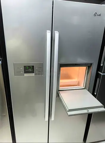 Lg Fridge Freezer side by side
