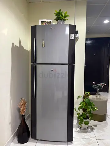 Looking for a reliable, spotless, and high-performing fridge? This unit is in perfect working order