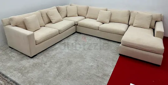 Like new condition cratebarrel Ushape sofa