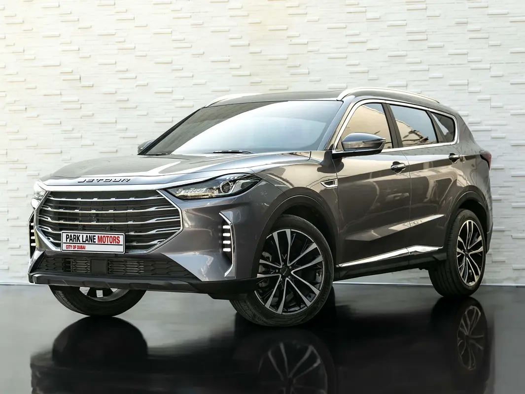 Jetour X70 Plus 2024 — photo 1 of 20