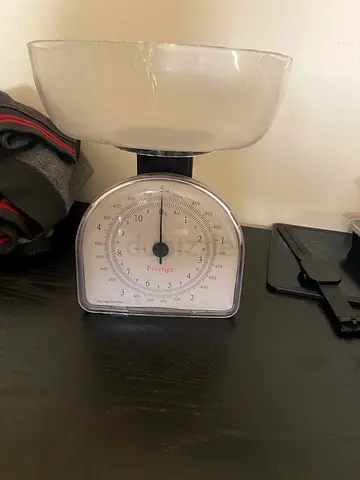 Mechanical Kitchen Scale with Removable Plastic Bowl - Good Condition