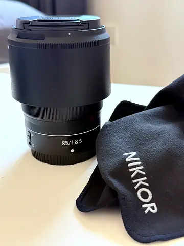 Nikon NIKKOR Z 85mm f/1.8 S prime lens - As brand new