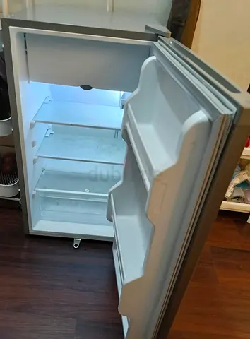 Small single-door fridge - good working condition for only 200 Aed