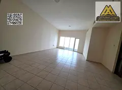Excellent location | Excellent price | Vibrant area | Close to all amenities | Regular maintenance i