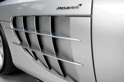 صورة مصغرة 10 لـ 2005 Mercedes-BENZ SL