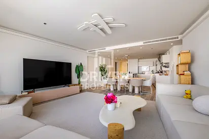 Huge Layout with Maids Room | Stunning views