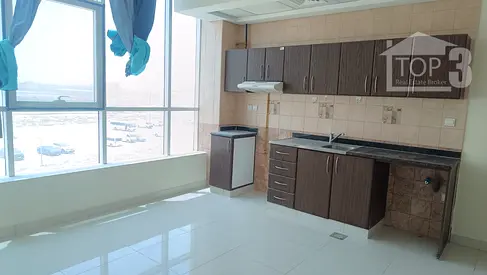 Ready to move in Studio with parking for rent