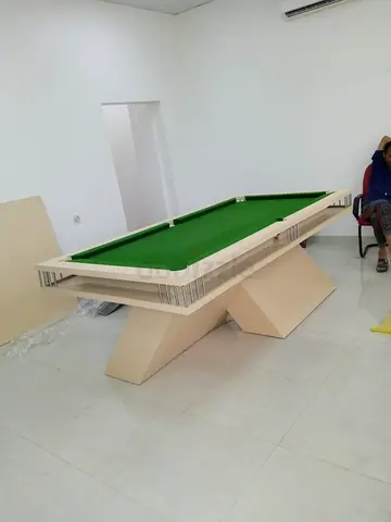 Billiard Table 876