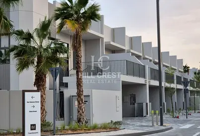 Upgraded 4BR Townhouse | Spacious Layout | Ready to Move