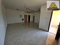 Excellent investment opportunity to rent a spacious commercial office | Suitable for various activit