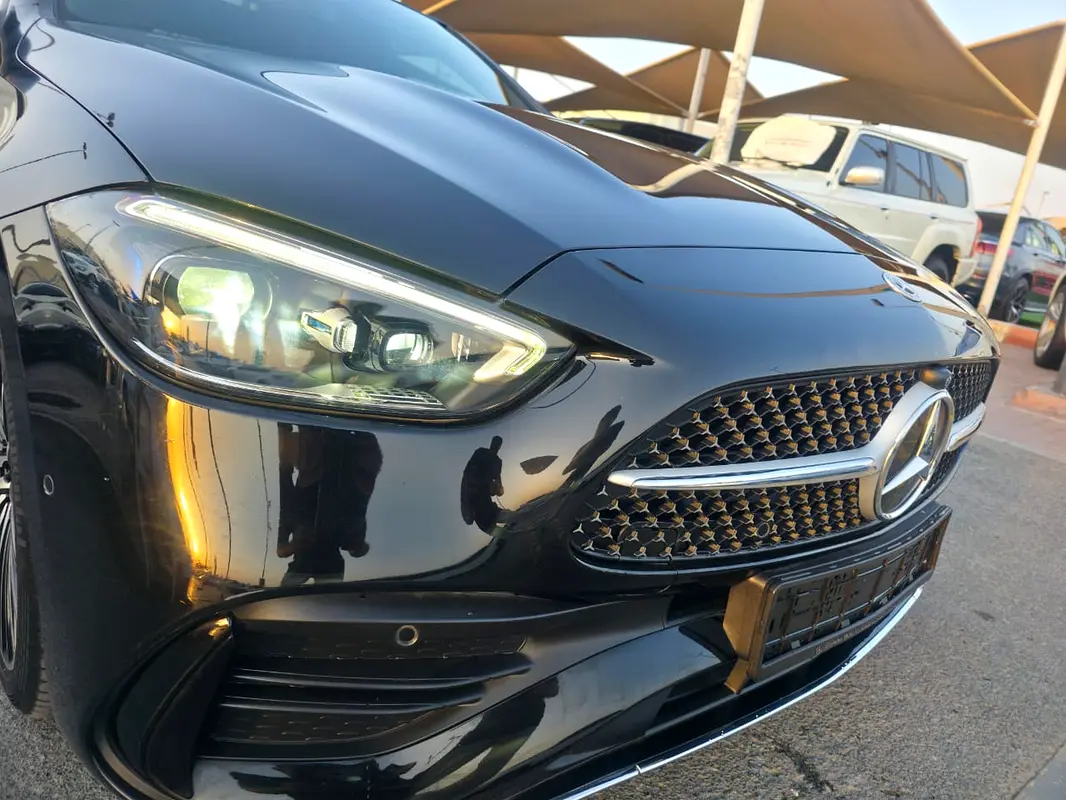 Mercedes-Benz C-Class 2023