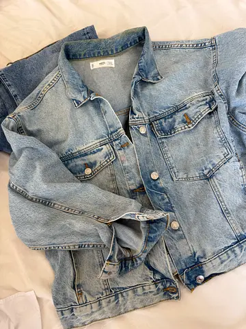 Women’s clothing bundle