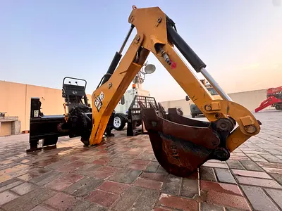 Caterpillar BH27 Side Shift Backhoe Attachment – 2007 – Made in Spain