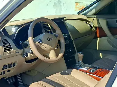 صورة 9 لـ 2014 Infiniti QX70