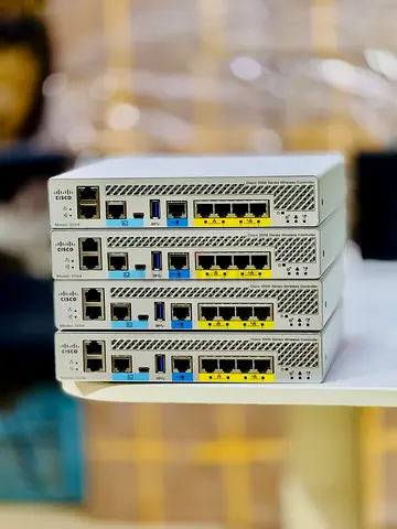 Cisco 3504 Wireless LAN Controller (WLC) — With Licenses
