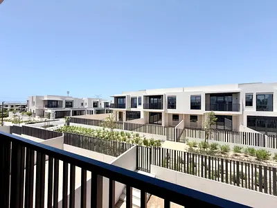 4BHK - Close to SZR -Brand New - Nice Location - Jebel Ali village