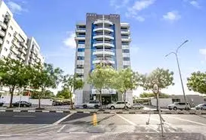 Spacious 1 BHK | Best Deal | Family Building