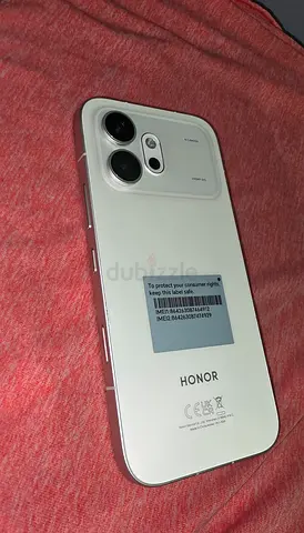 HONOR smartphone in good condition - 2 rear cameras