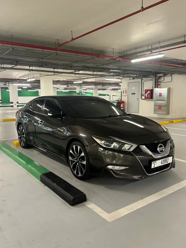 Nissan Maxima 2016 — photo 1 of 7