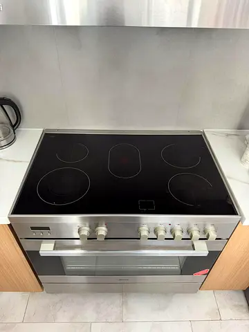 Neff stainless steel electric ceramic hob with built-in oven -very good condition