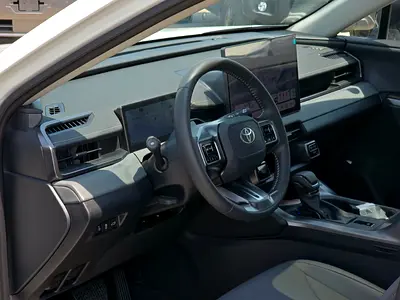 صورة 6 لـ 2026 Toyota RAV 4