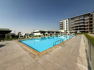 Rare Butterfly Unit | TENANTED | High Floor