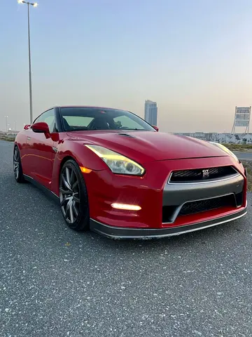 Nissan GT-R 2016 - Performance Coupe - American Specs