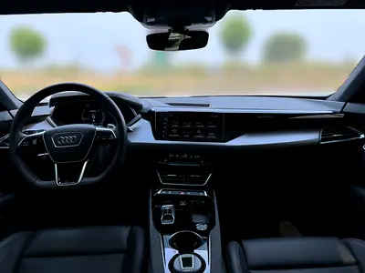 2023 AUDI RS E-TRON GT 照片 7