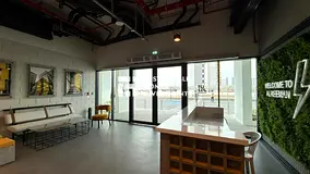 Ready To Move In l Nice Layout l Prime Location